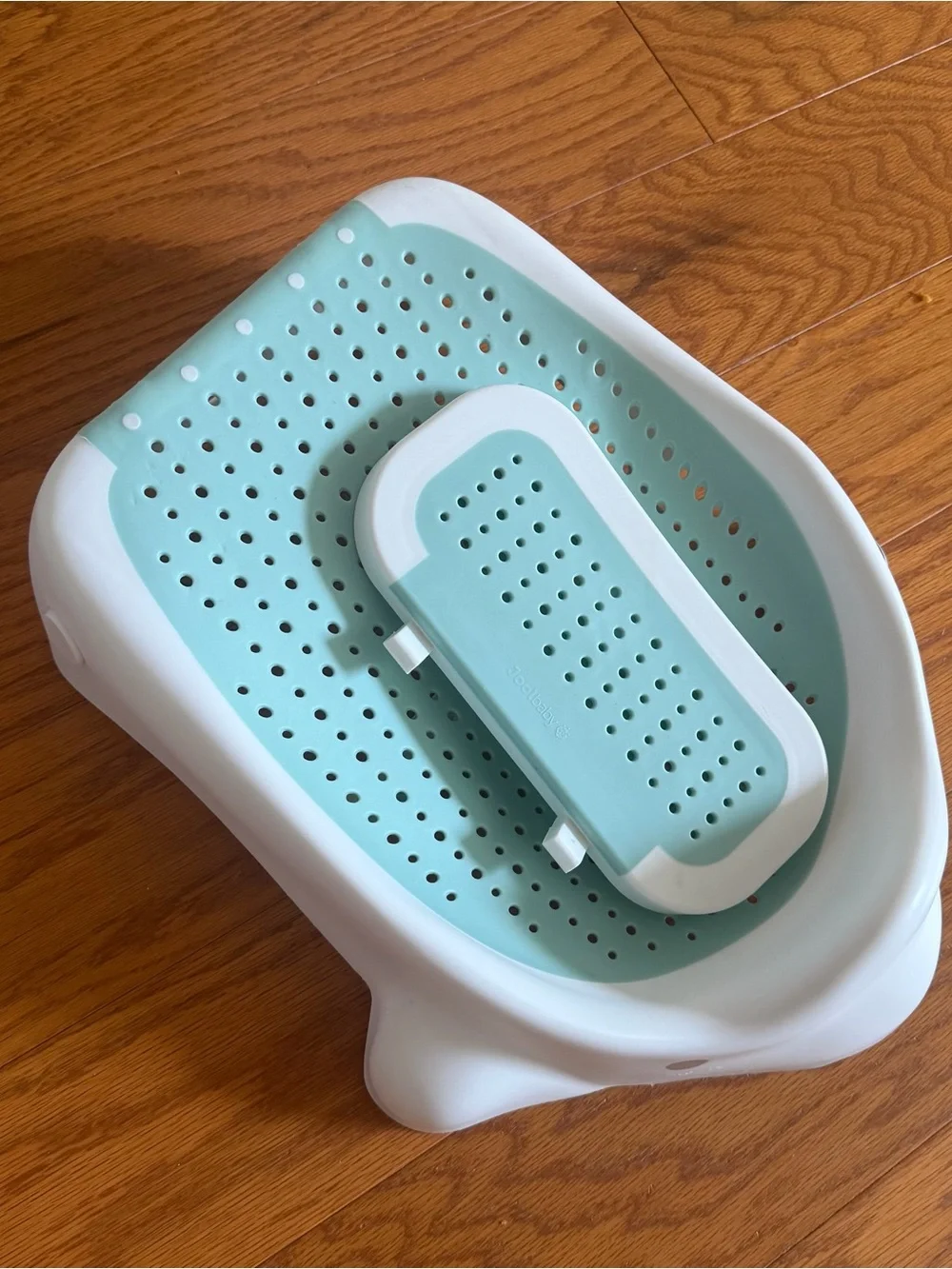 Jool baby Baby Bath Support Infant Bath Seat bathtub